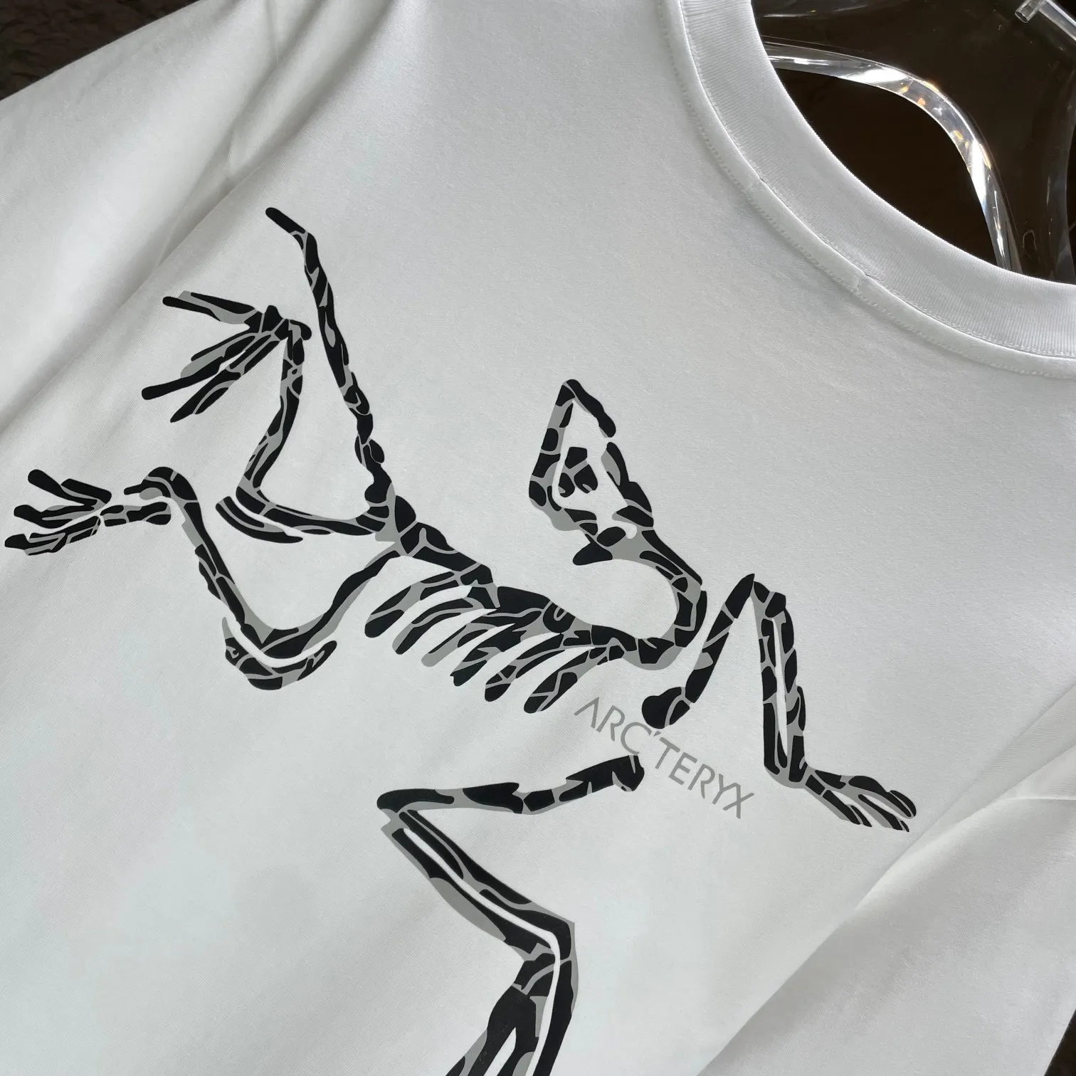 ARC 2025 New Arrival T ：Black White Sizes：S M L XL XXL
